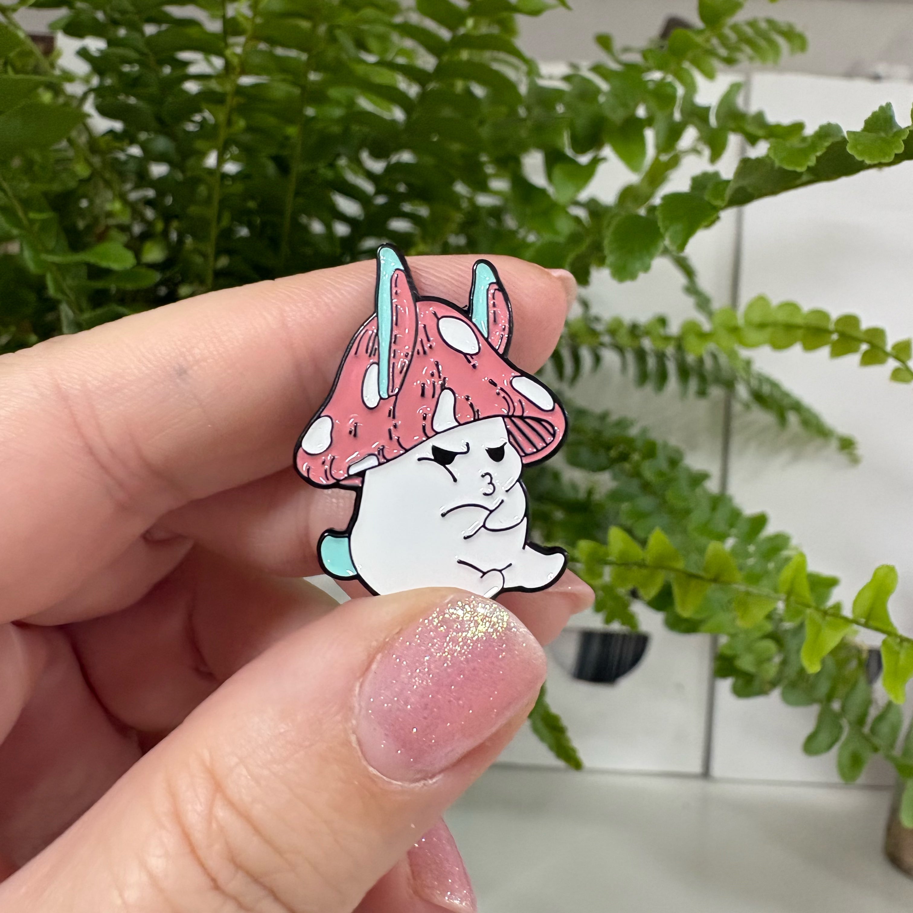 "Schmolli" Schmollender Pilz - Masu Pin