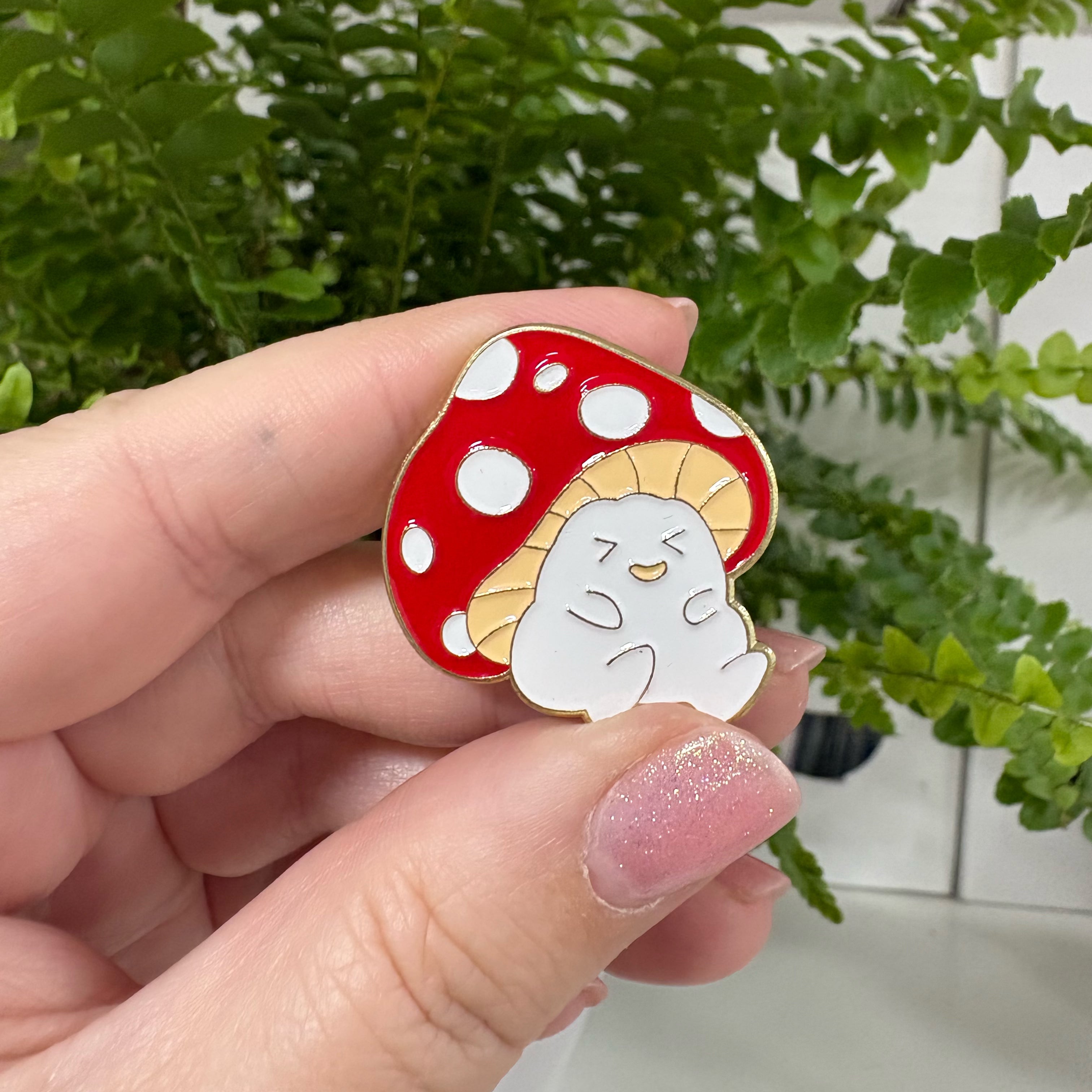 "Frecher Pilz" Zunge-raus-Pilz - Masu Pin
