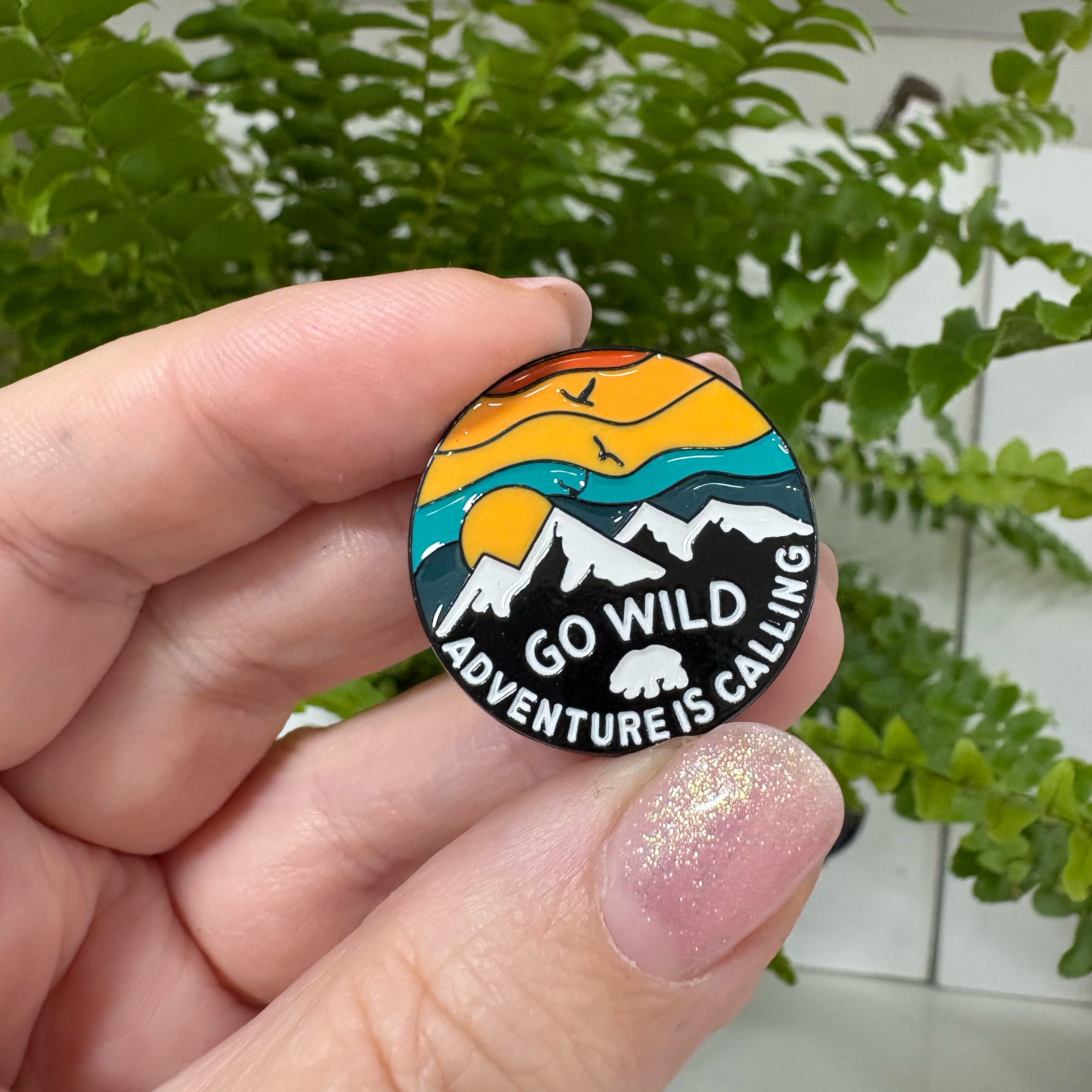 "Go Wild Adventure Is Calling" – Masu Pin