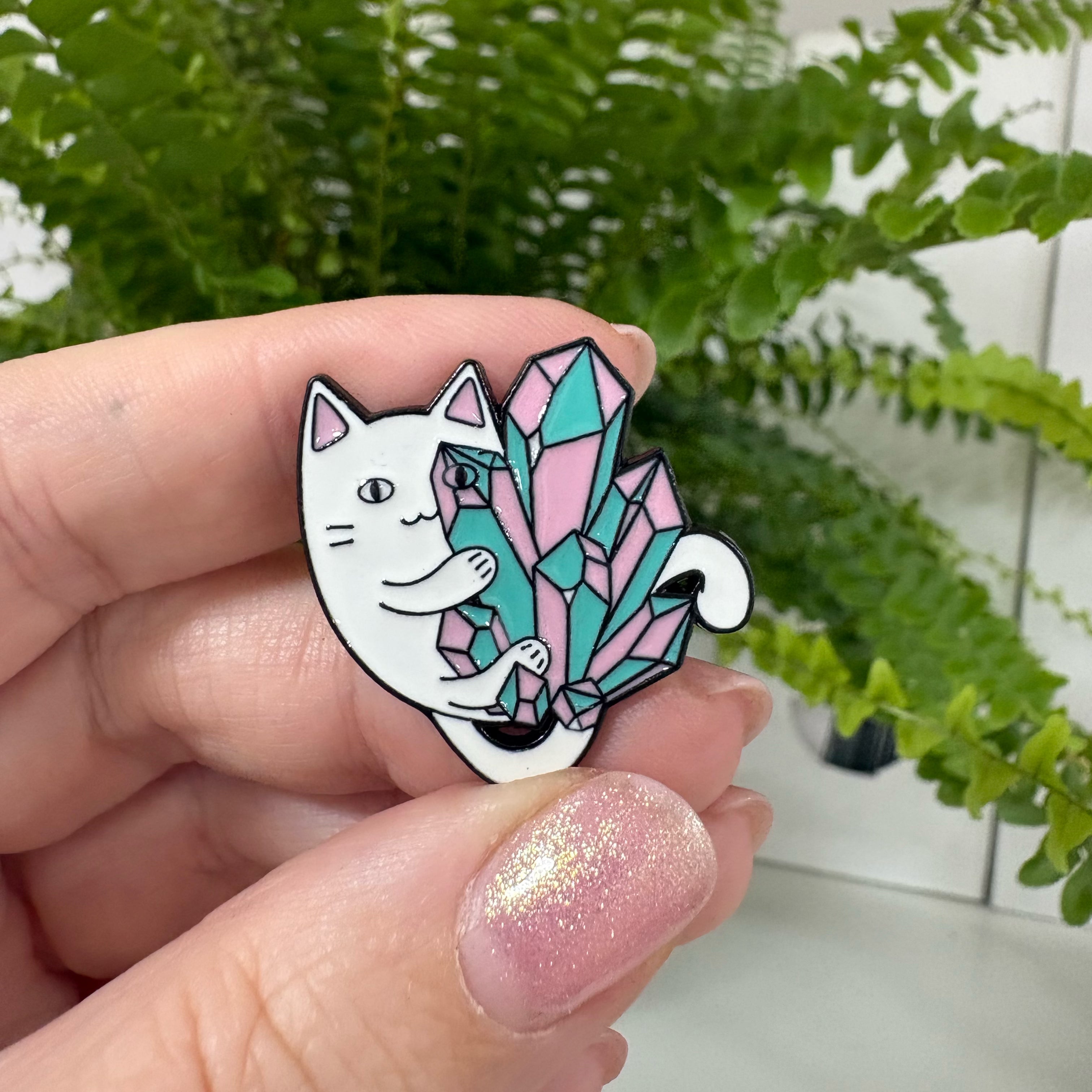 "Katze mit Kristallen" – Masu Pin