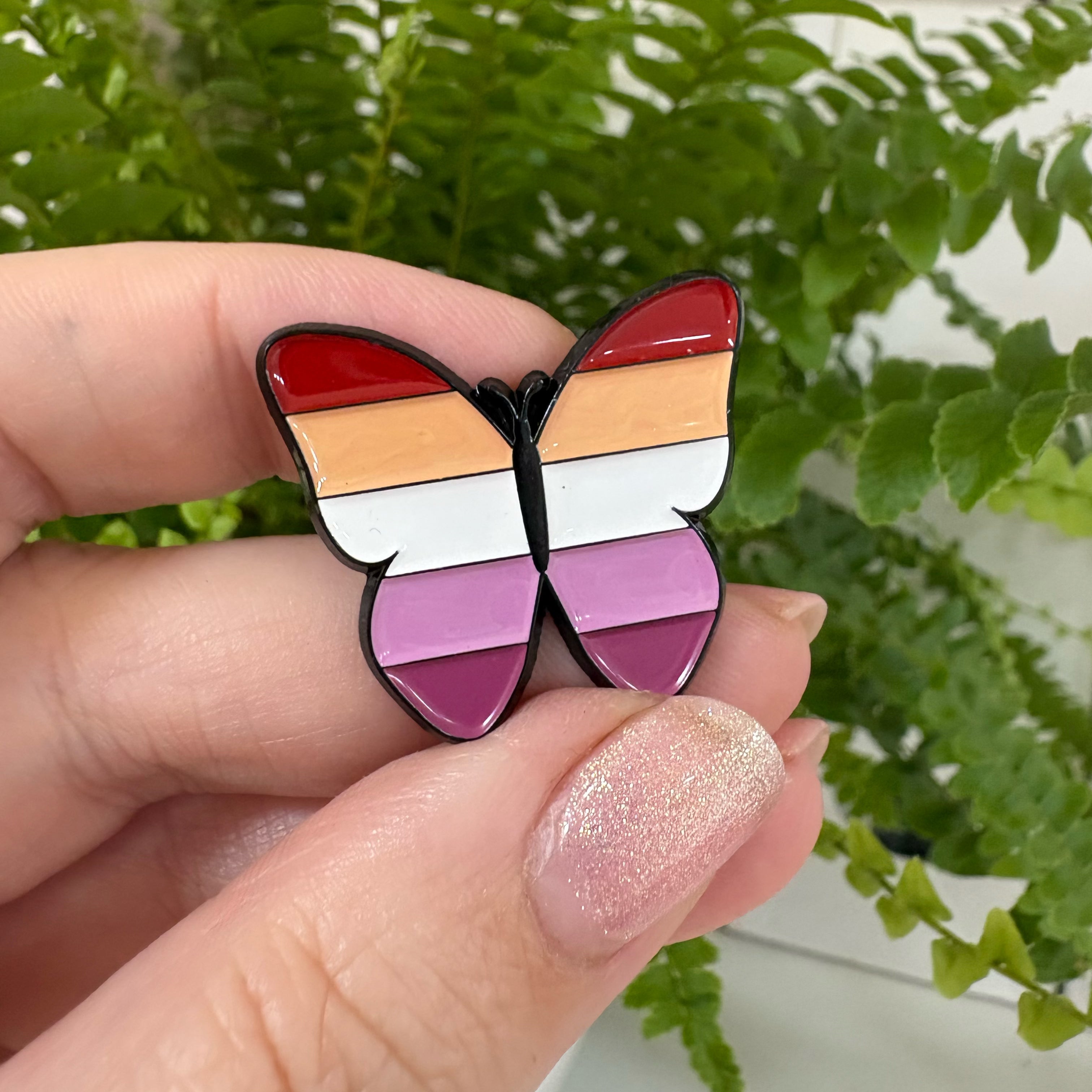 "Regenbogen-Schmetterling" – Masu Pin