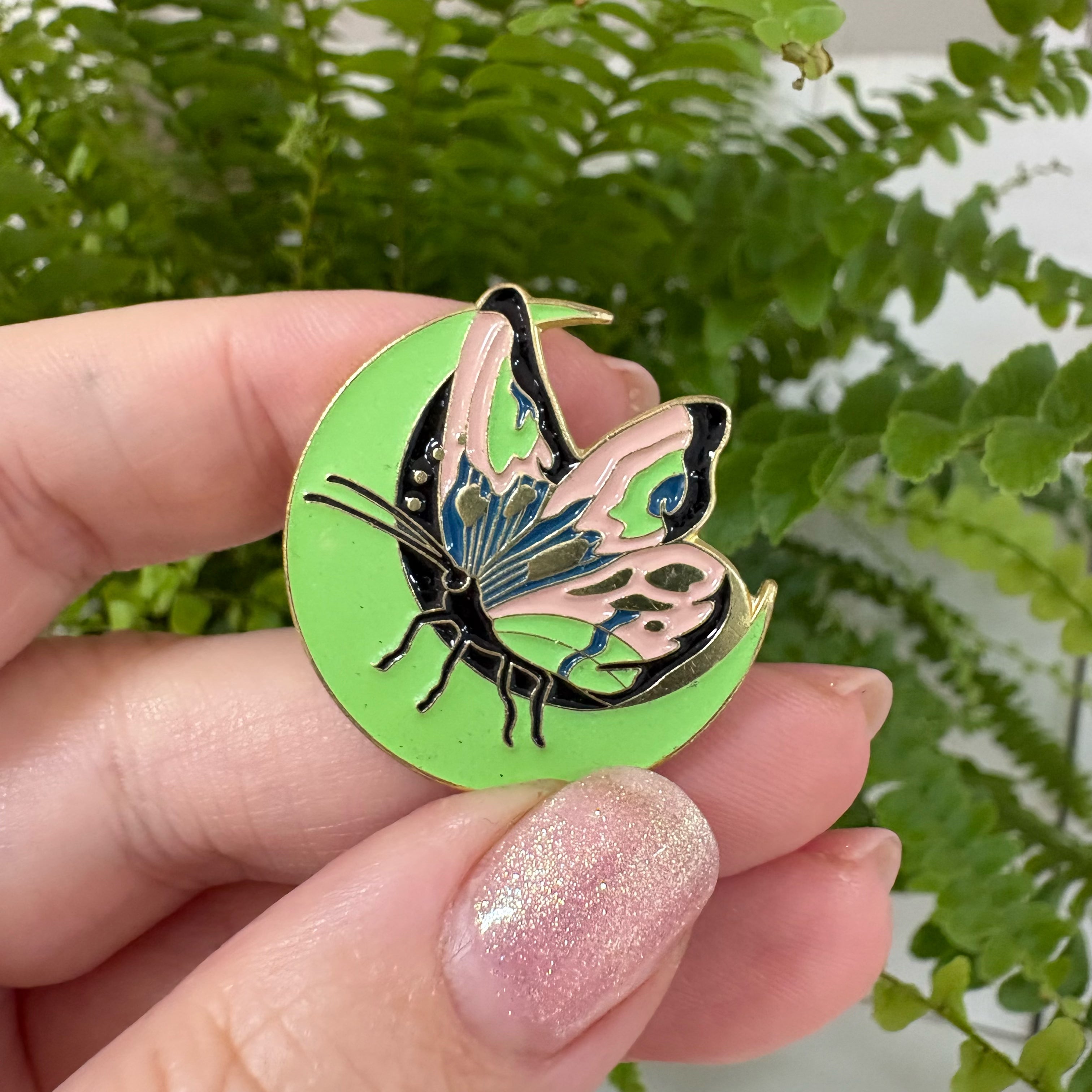"Nachtfalter und Mond" – Masu Pin