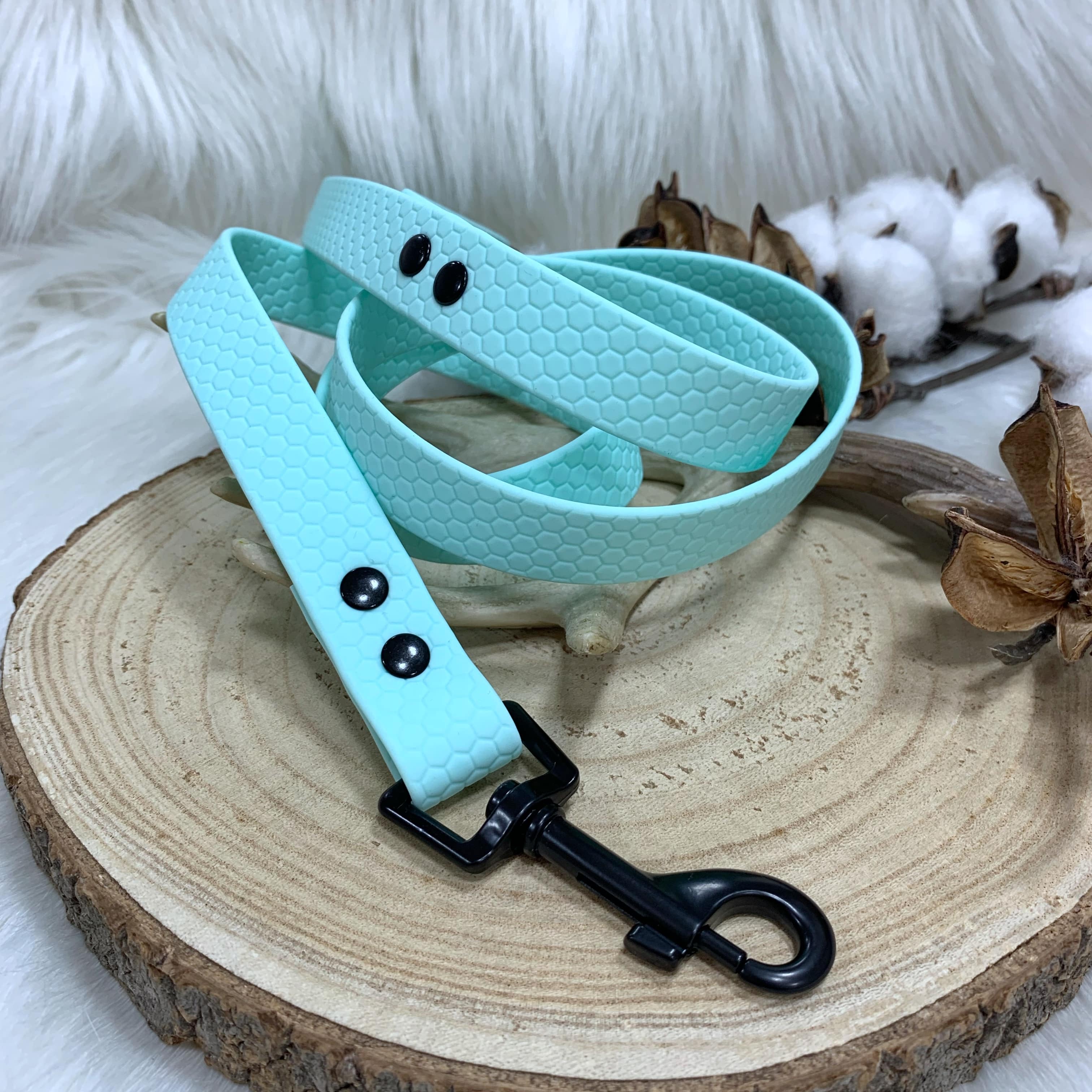 Adventure-Leine – Pastel Mint Green (Hexa-Struktur, Wasserfest)